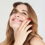 Rossmann-Nagellack überzeugt: Produkt hilft gegen brüchige Nägel