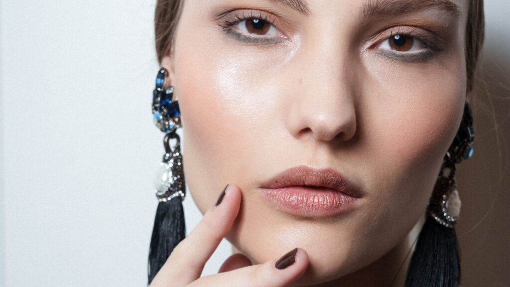 Kurze Nägel im Trend